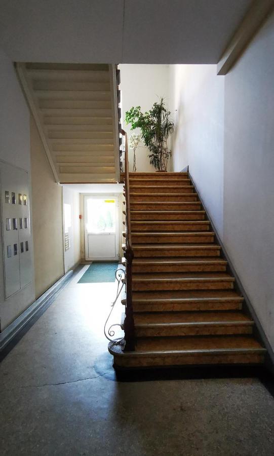 Klimatyczny Apartament Nr 8 Z Widokiem Na Gory Sowie เบียลาวา ภายนอก รูปภาพ