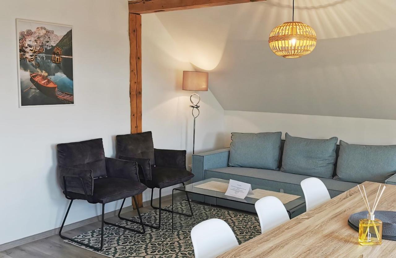 Klimatyczny Apartament Nr 8 Z Widokiem Na Gory Sowie เบียลาวา ภายนอก รูปภาพ